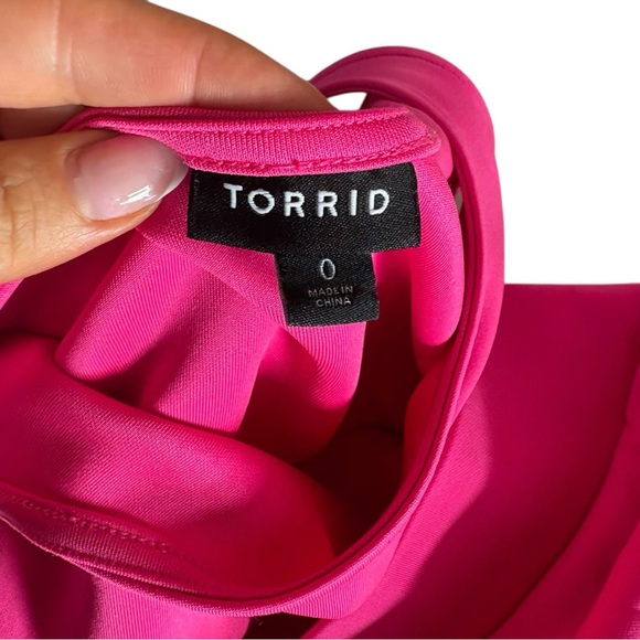 Torrid Hot Pink Two Piece Set I Size: 0 (L-12) - Picture 5 of 11